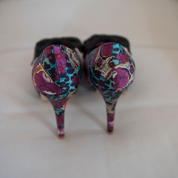 Iron Fist Kisumu Leopard Floral Sugar Skulls Peep Toe Pin Up Heels Rockabilly 9 - Picture 3 of 5